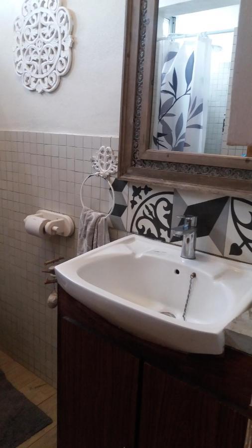 Comfy Home-Tropical Garden & 5 Min Walk To Beach Tamarin Exterior foto